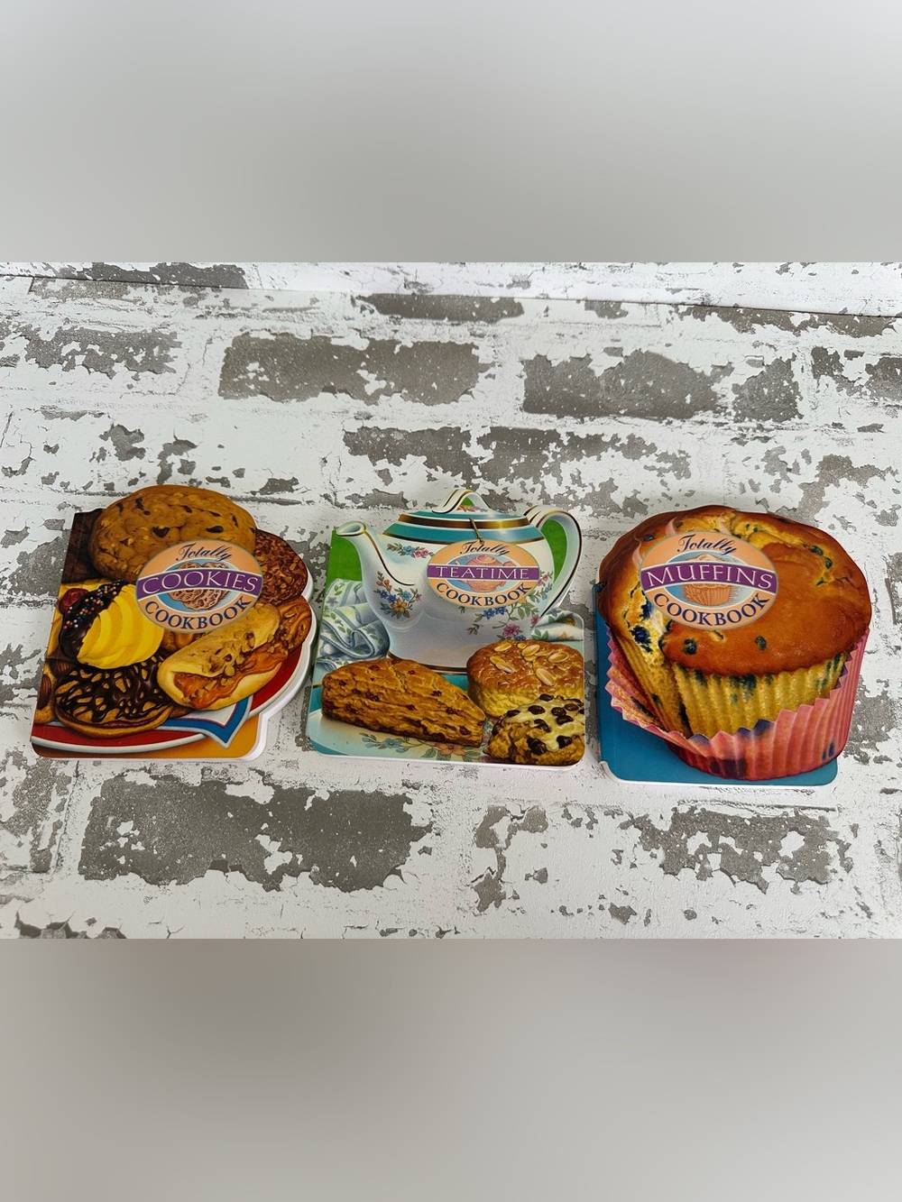 Set of 3 Illustrated Mini Cookbooks - Cookies, Teatime, Muffins